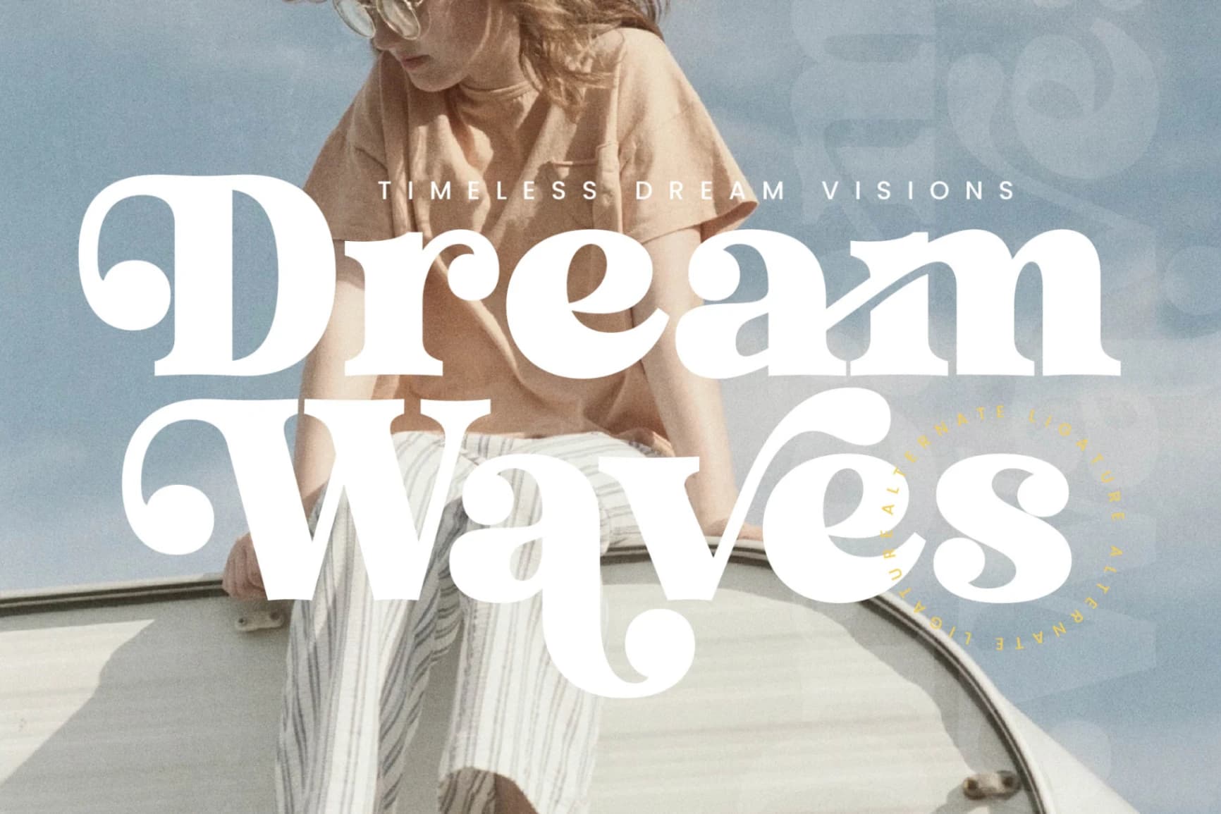 Preview 12 for Trendy Voyage - Modern Retro Serif