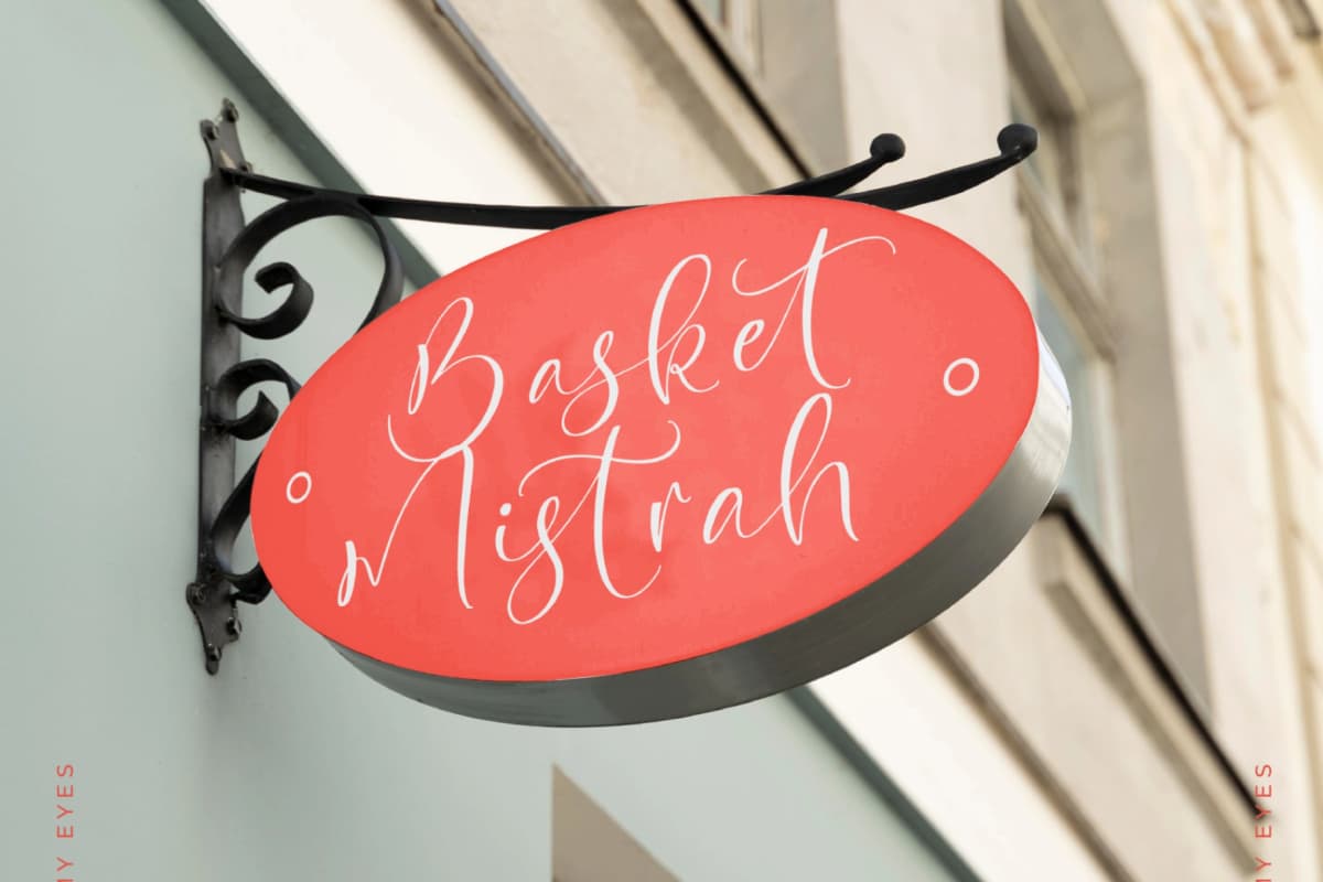 Preview 13 for Aquatic Mystiqu - Stylish Handwritten Font