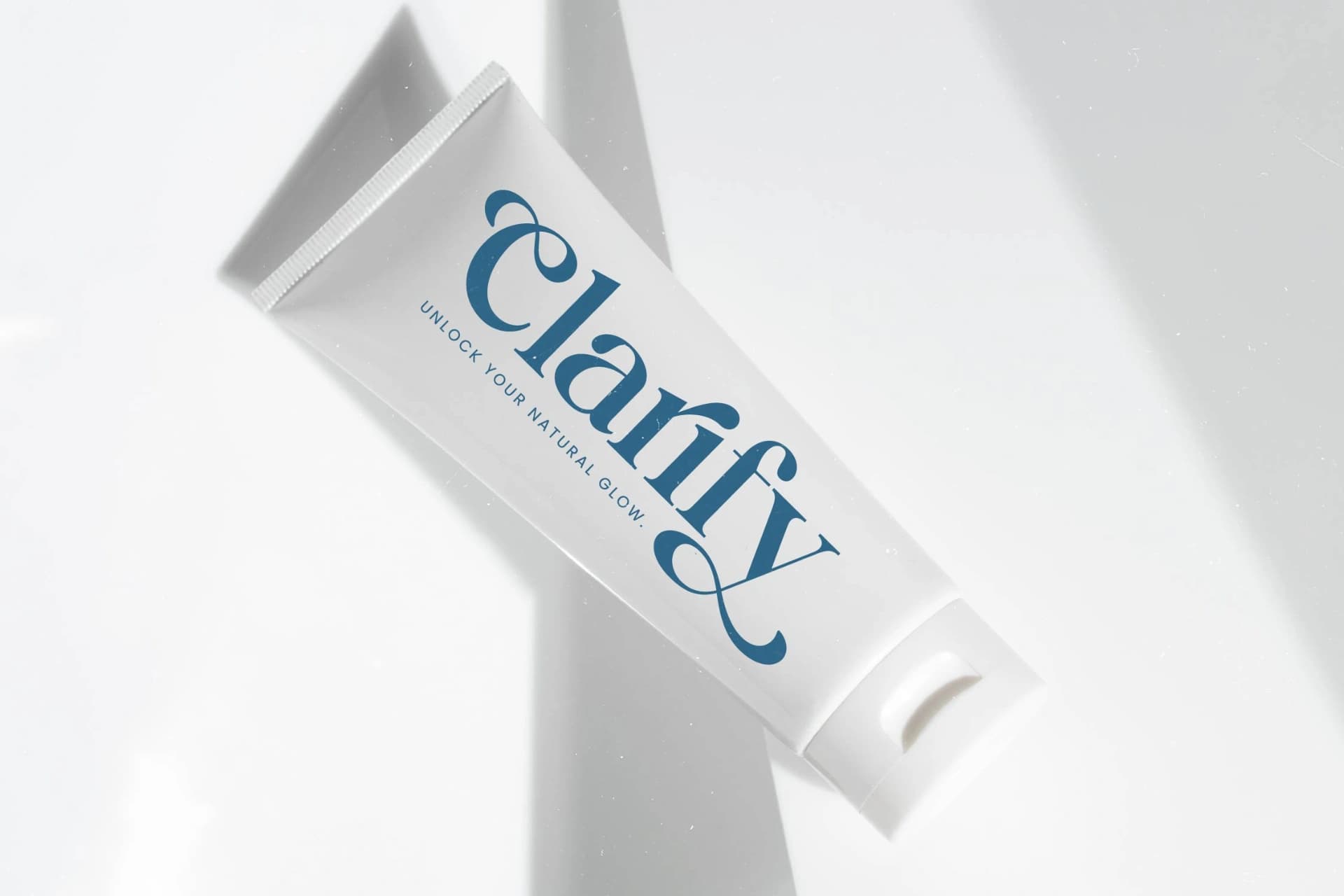 Preview 12 for Halucka Bailey - Groovy Serif Display Font