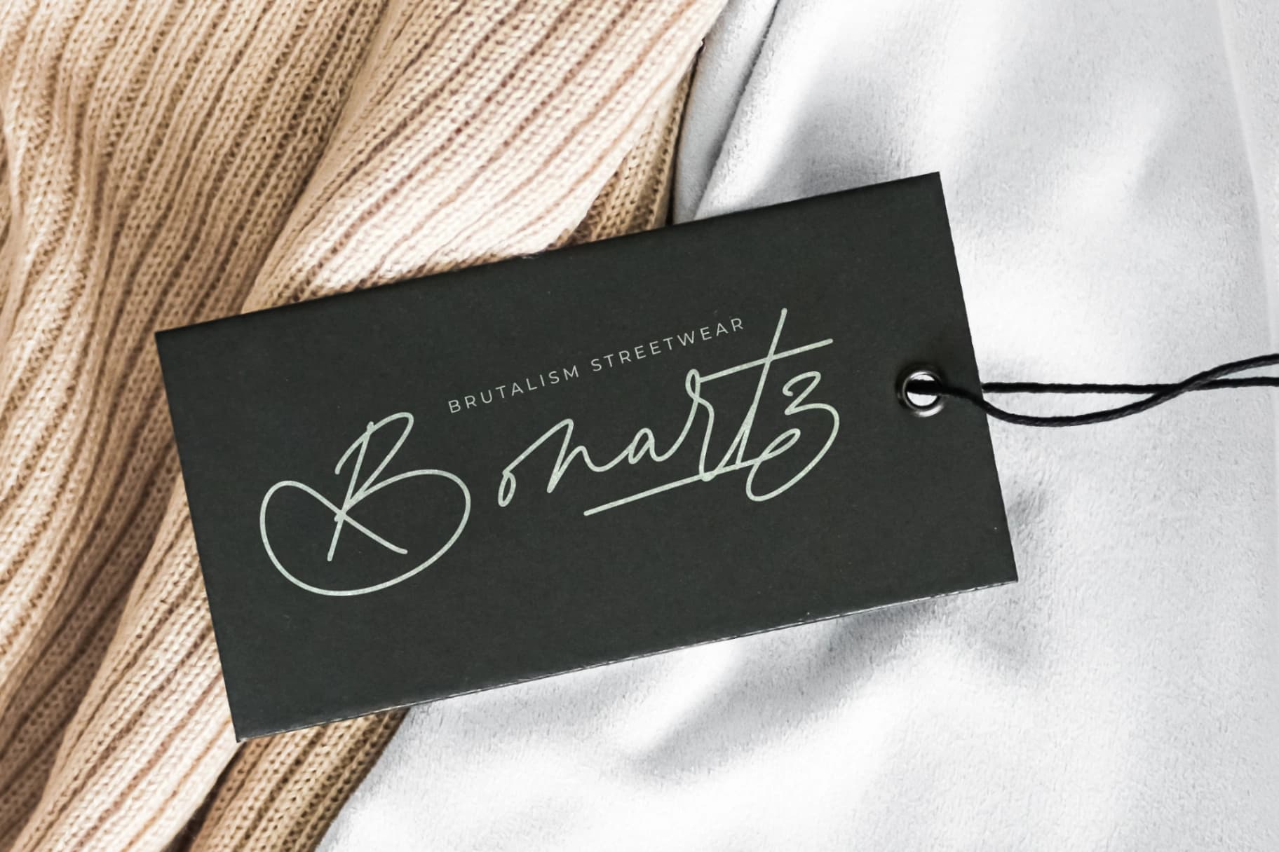 Preview 2 for Antique Prestig - Stylish Signature Font