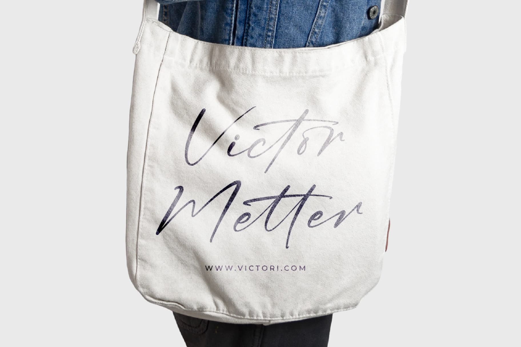 Preview 12 for Hunter Moment - Stylish Handwritten Font