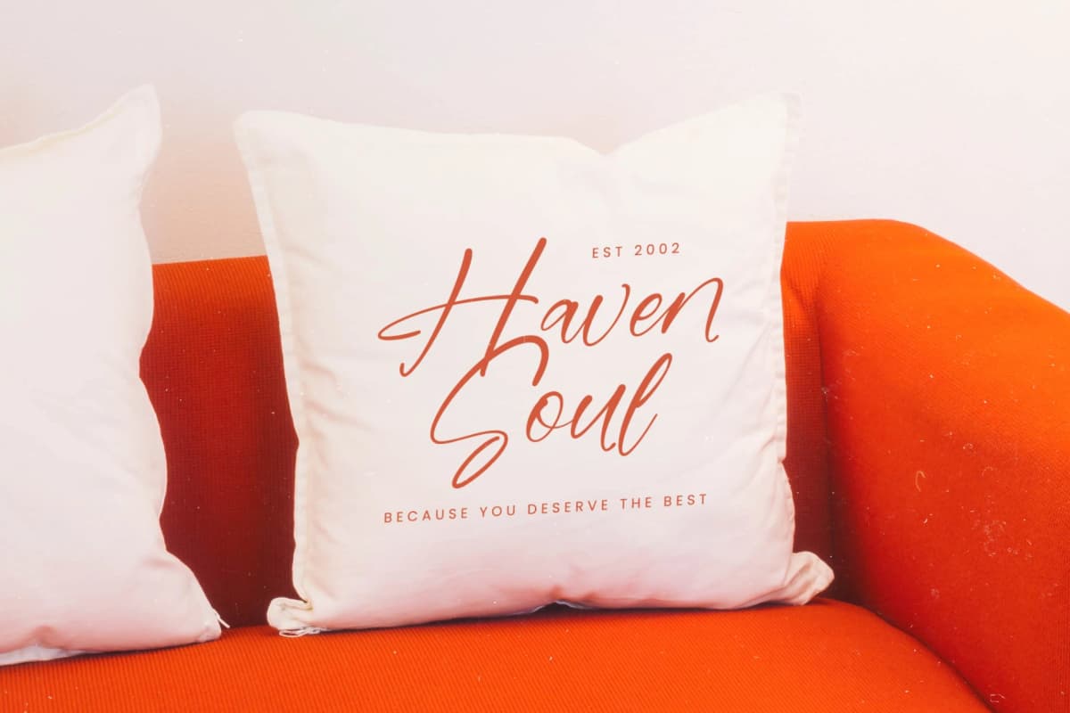 Flatter Sagitha - Stylish Handwritten Font font preview 10