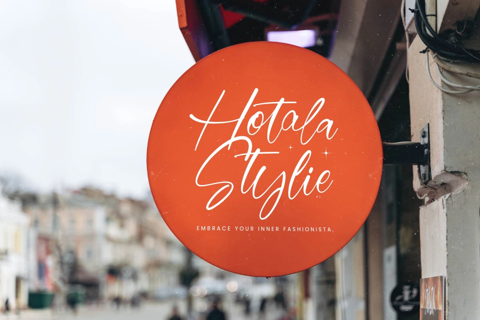 Preview 4 for Flatter Sagitha - Stylish Handwritten Font