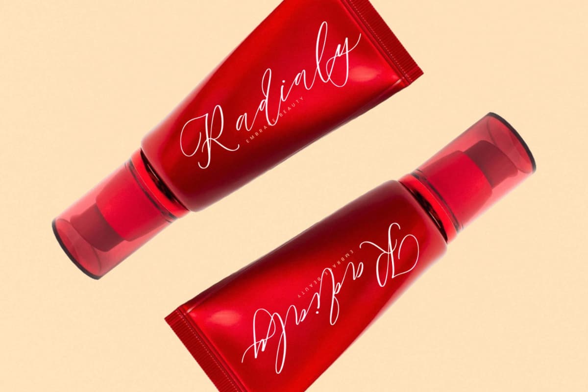 Melodic Banthera - Beautiful Script Font font preview 4