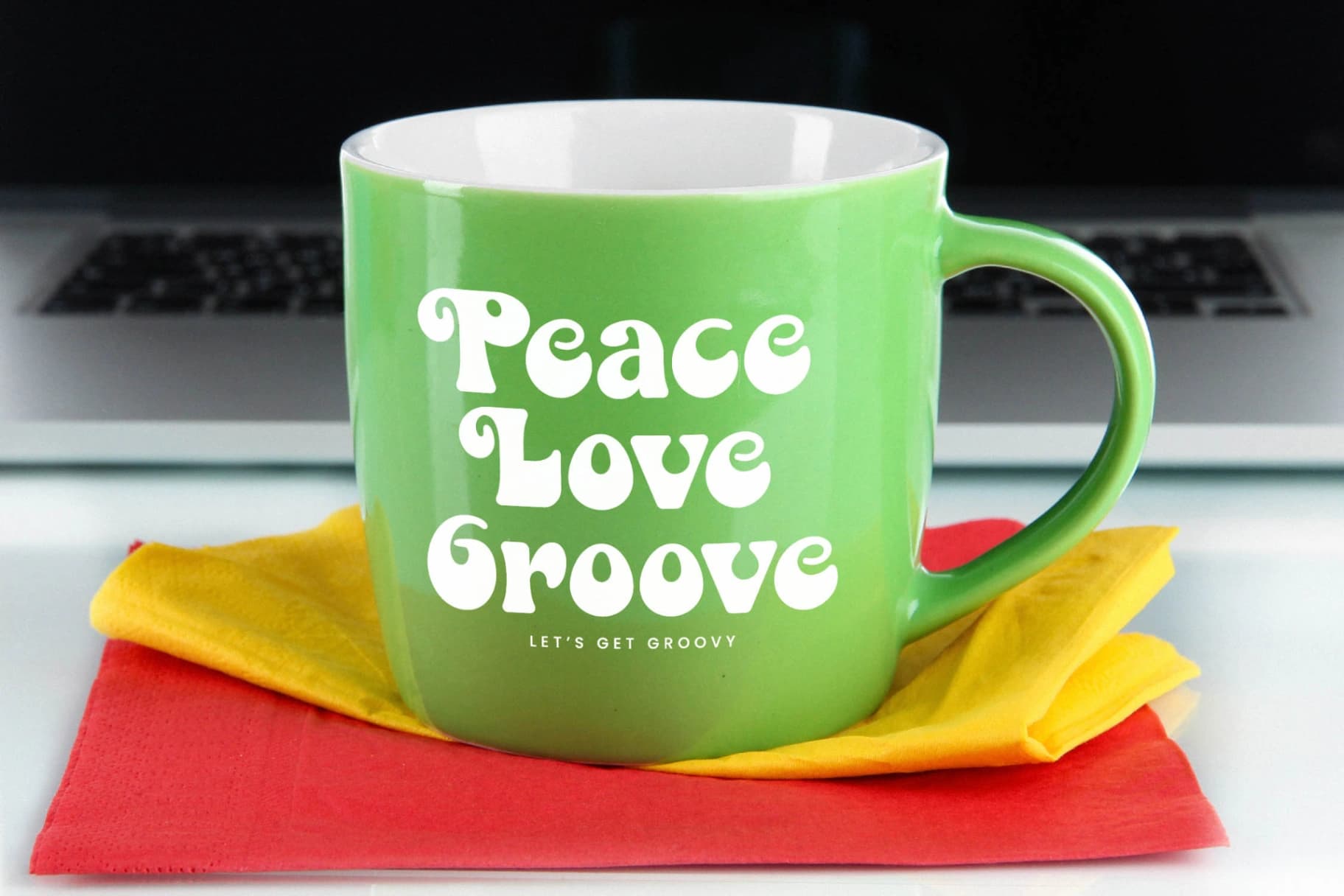Preview 9 for Mystic Smiles - Groovy Display Font