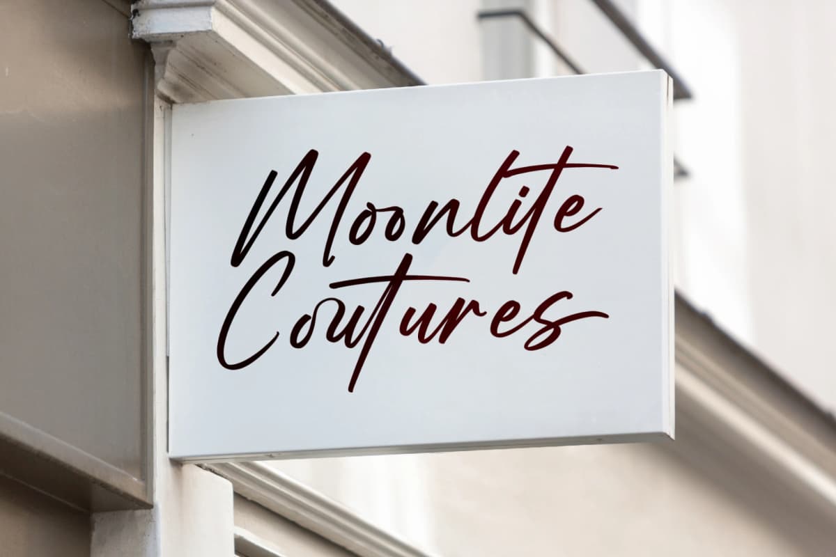 Mogary Overlay - Bold Calligraphy Font font preview 12