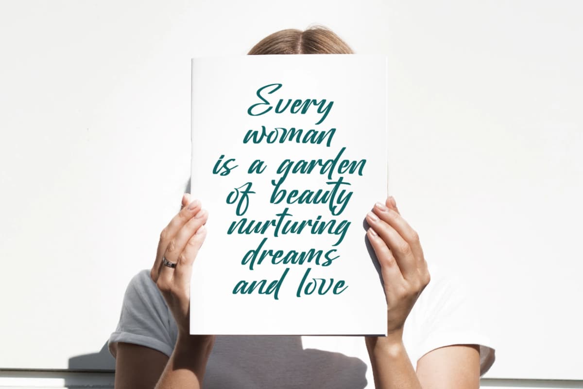 Oregoni Beach - Bold Handwritten Font font preview 4