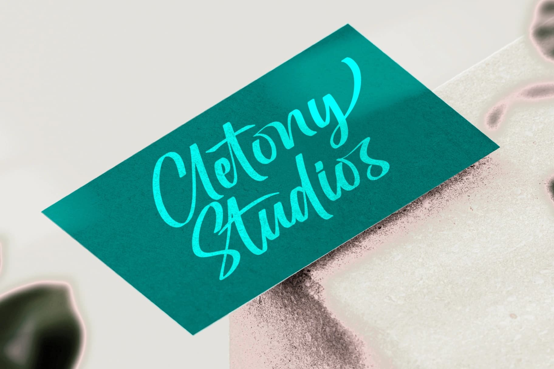 Preview 12 for Oregoni Beach - Bold Handwritten Font