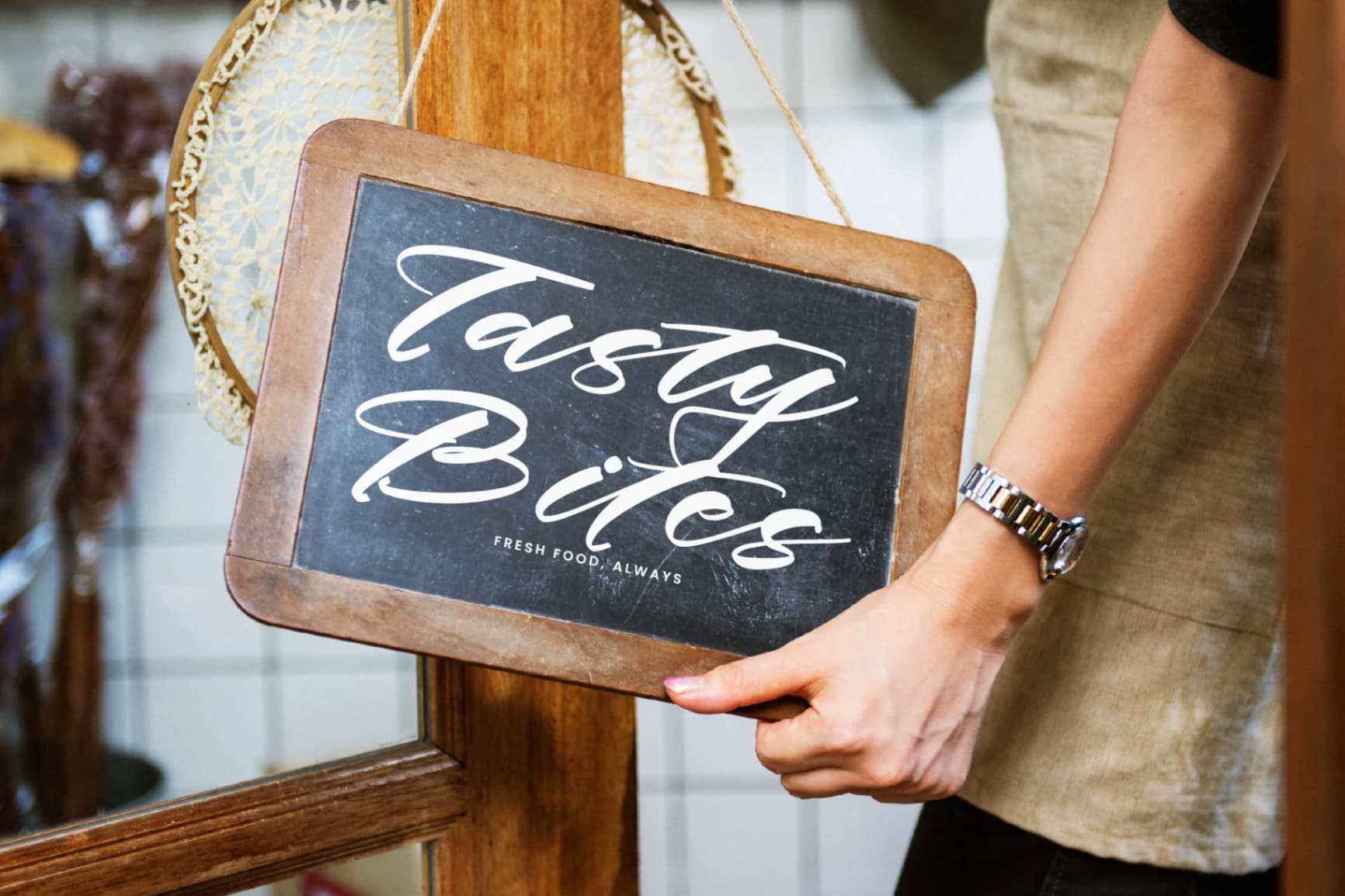 Preview 2 for History Kindes - Modern Calligraphy Script Font