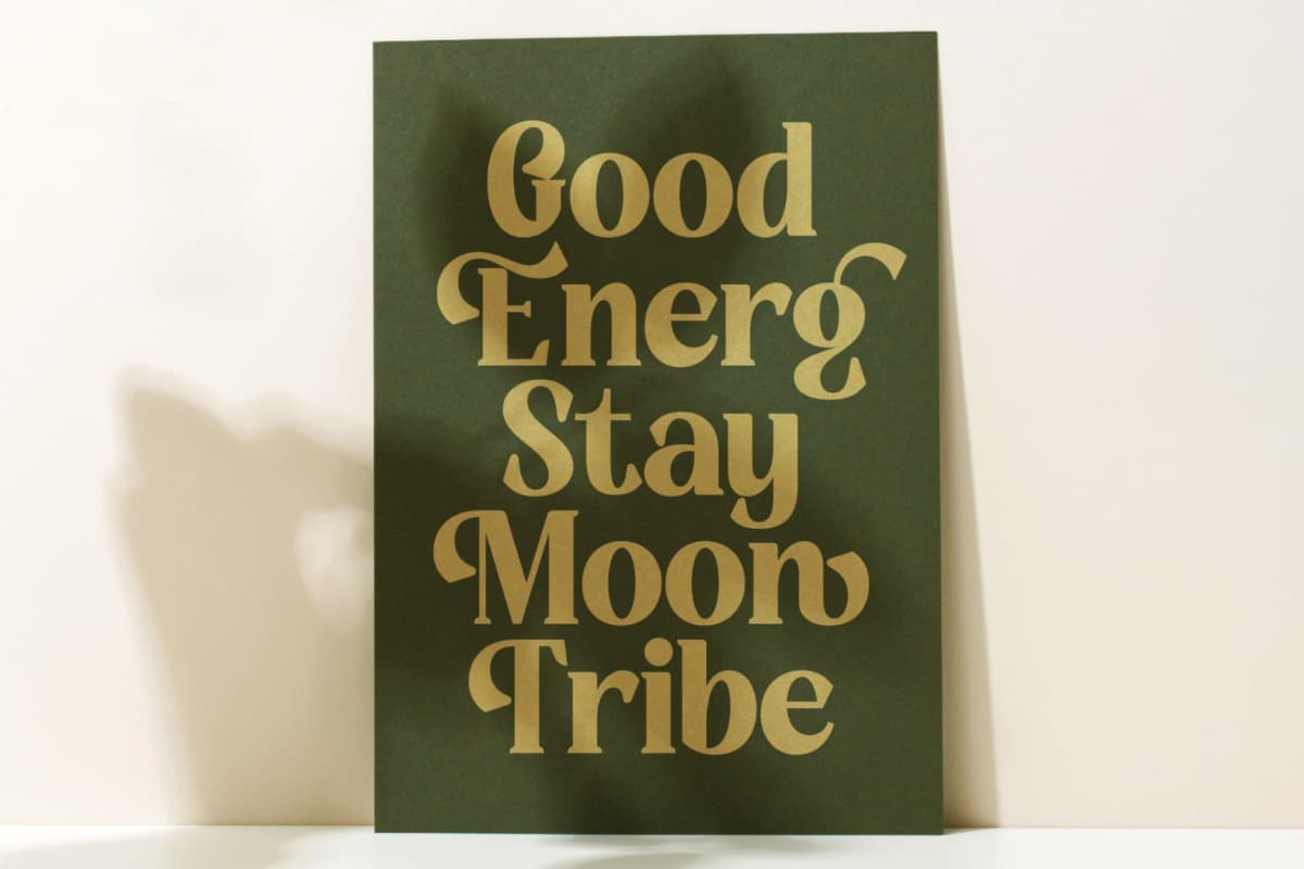 Rusty Drake - Bold Serif Display font preview 10