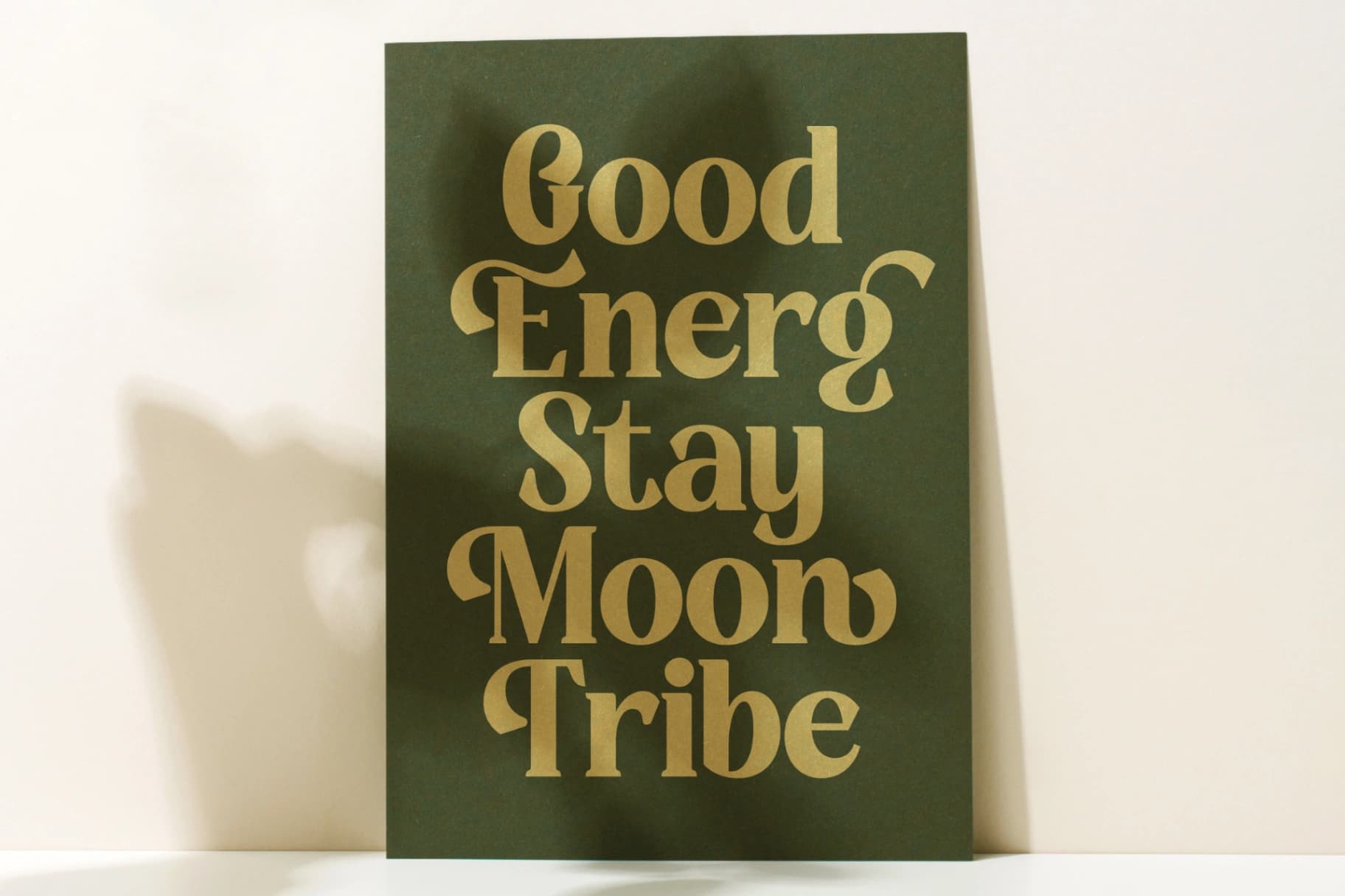 Preview 10 for Rusty Drake - Bold Serif Display