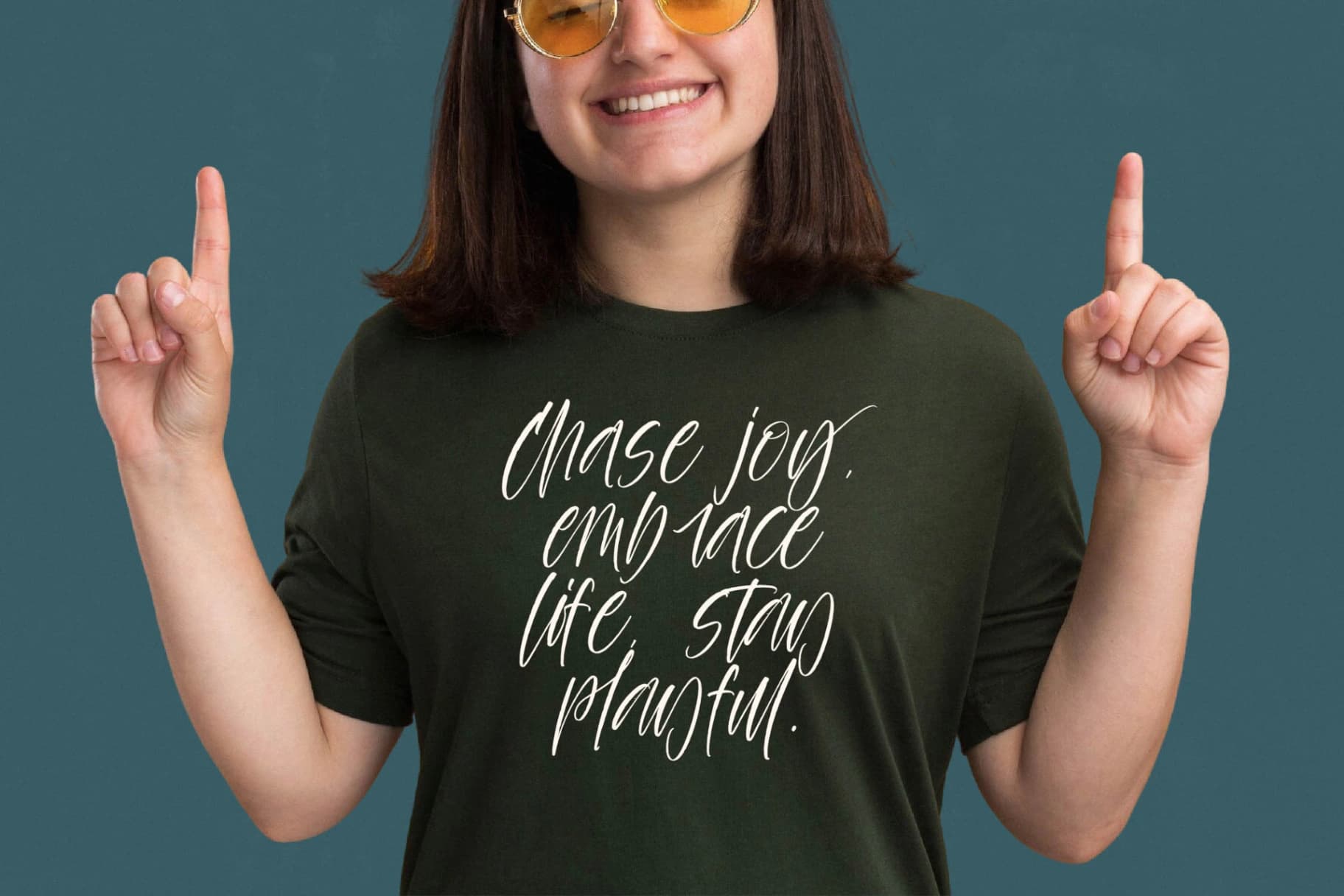 Preview 2 for Palm Vibes - Modern Handwritten Font