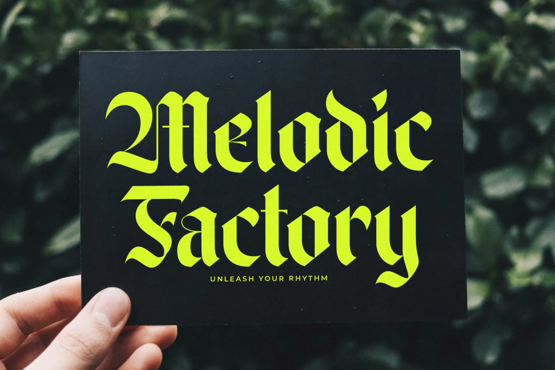 Preview 9 for Wilfred Knights - Blackletter Serif Font