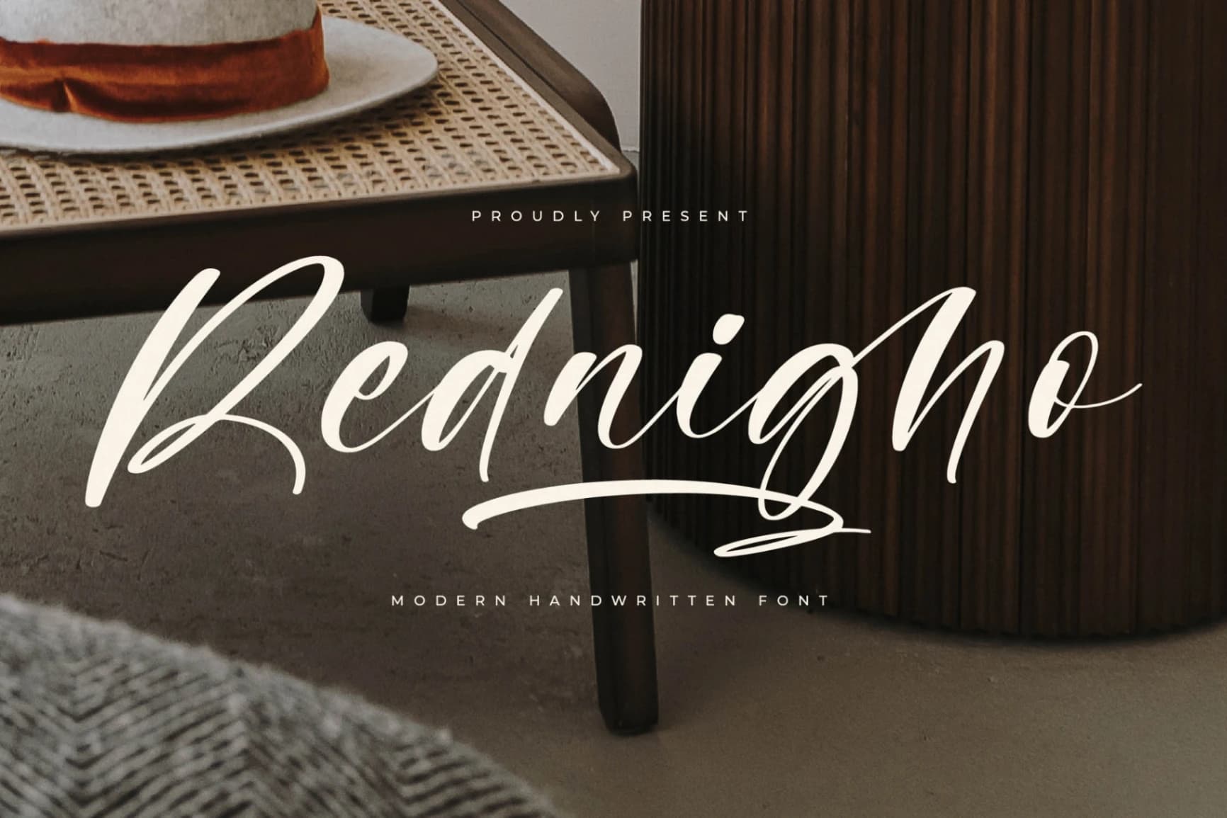 Preview of Rednigho – Modern Handwritten Font font
