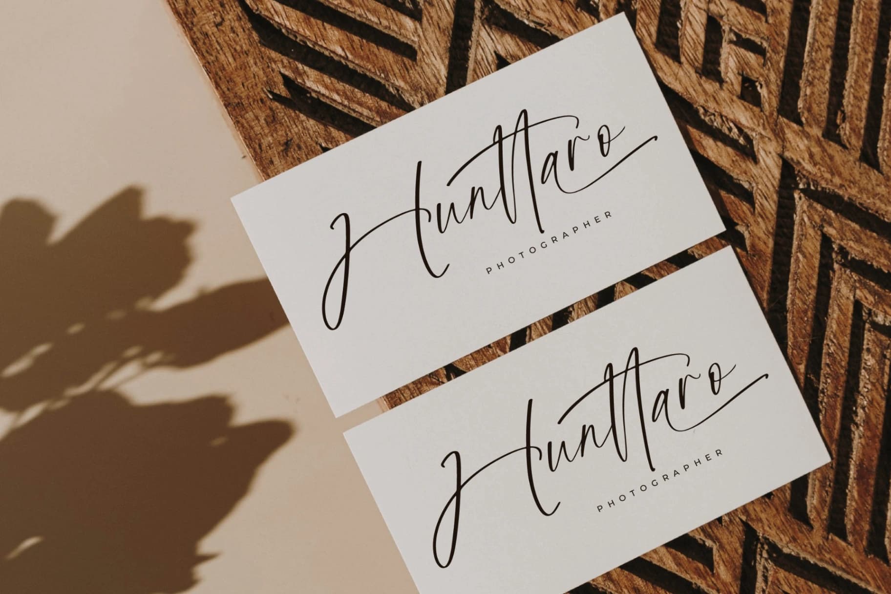 Preview 7 for Emeython – Modern Handwritten Font