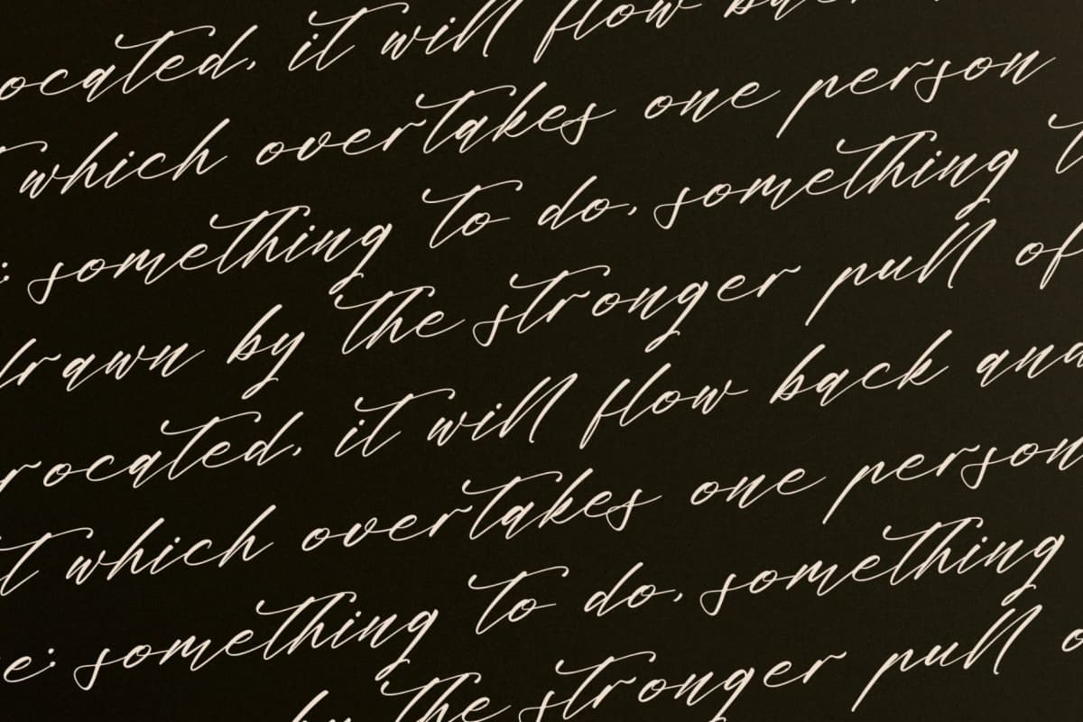 Preview 9 for Midnight Realtime – Modern Calligraphy Script