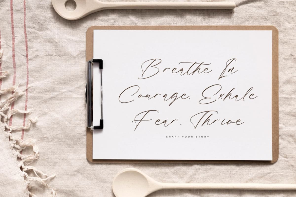 Fasttelo Engelliy – Modern Elegant Script font preview 2