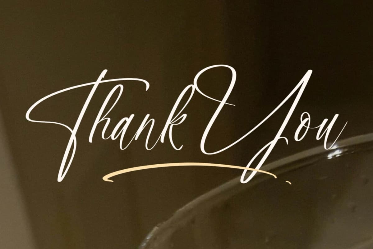 Preview 15 for Juliethon Berllyan – Modern Signature Font