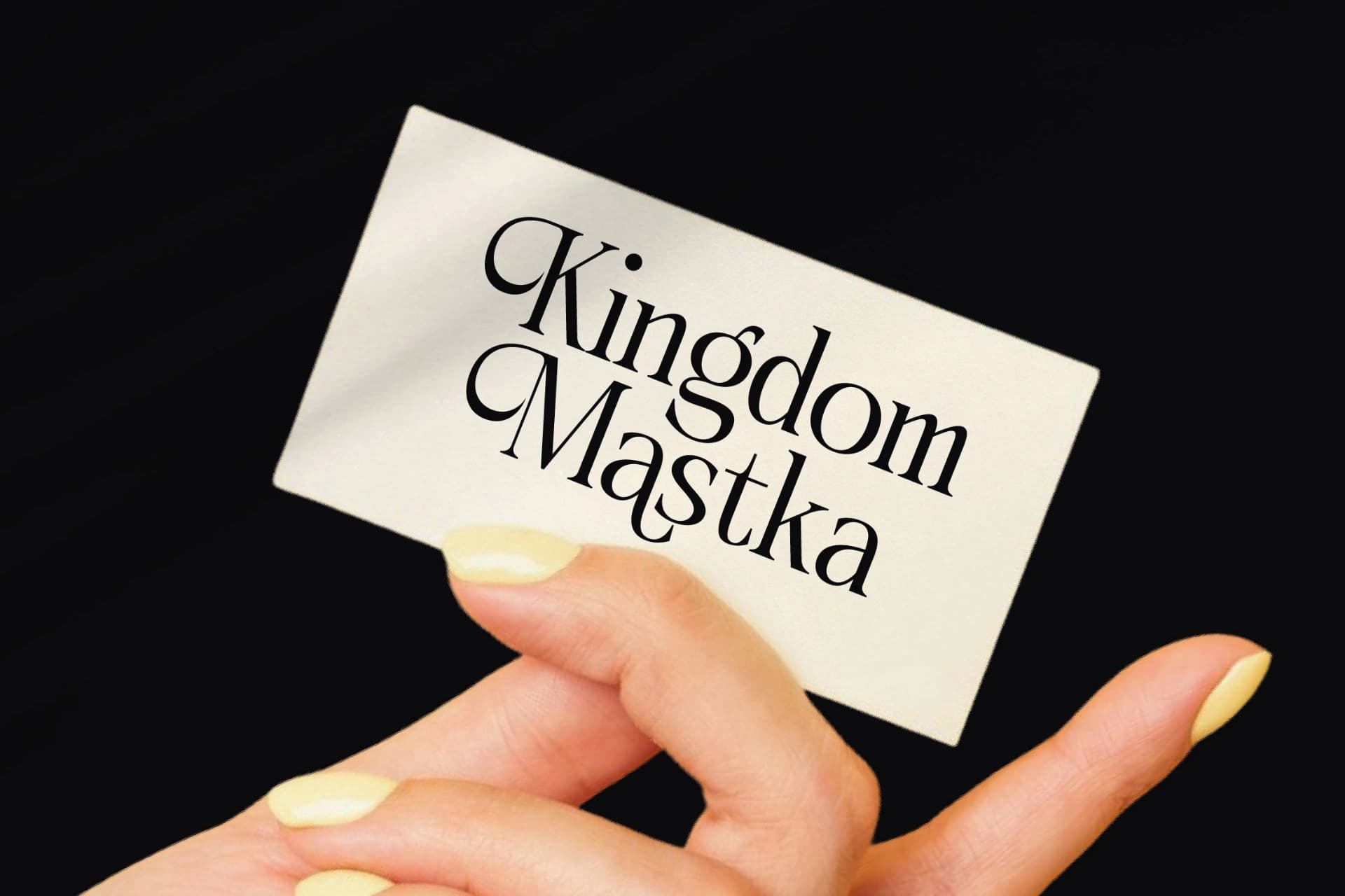 Preview 4 for Qinfolk - Elegant Serif Font