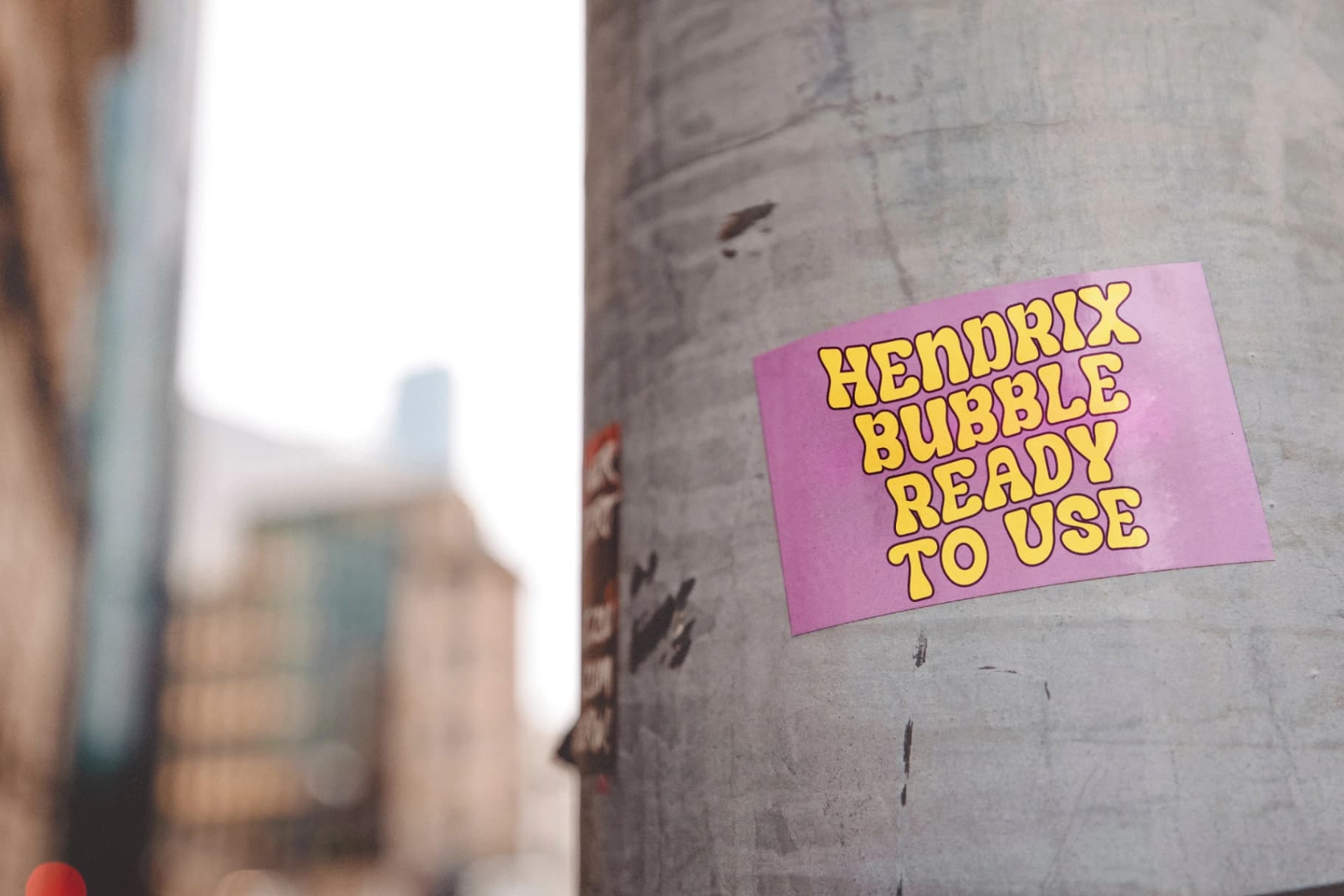 Preview 10 for Hendrix Bubble - Groovy Retro Display