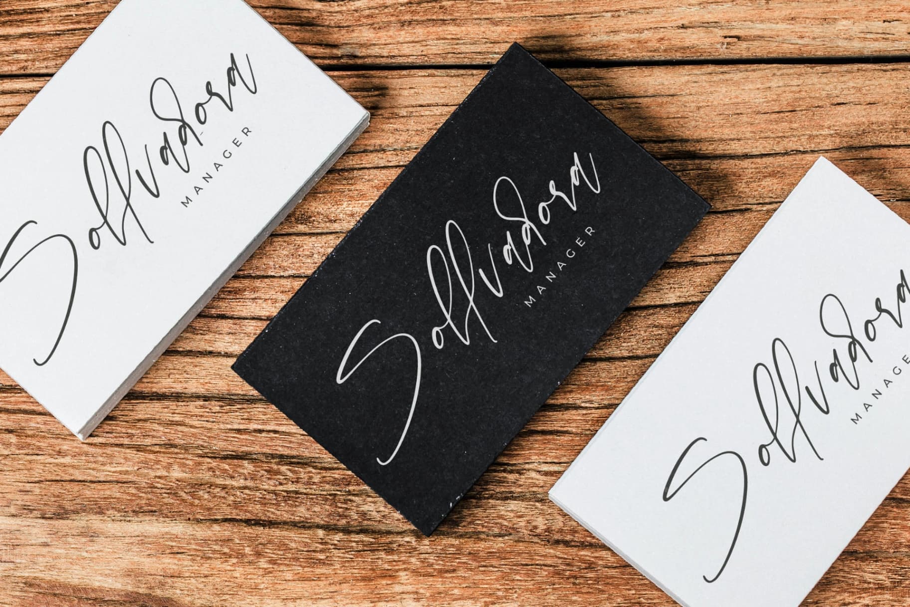 Preview 3 for Roberthone Signatera – Modern Signature Script