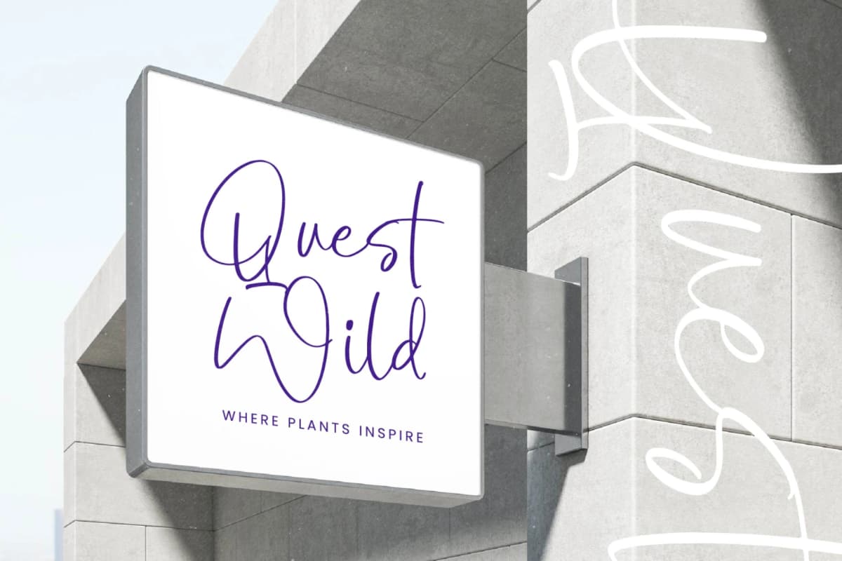 Botany Centers - Modern Handwritten Font font preview 3