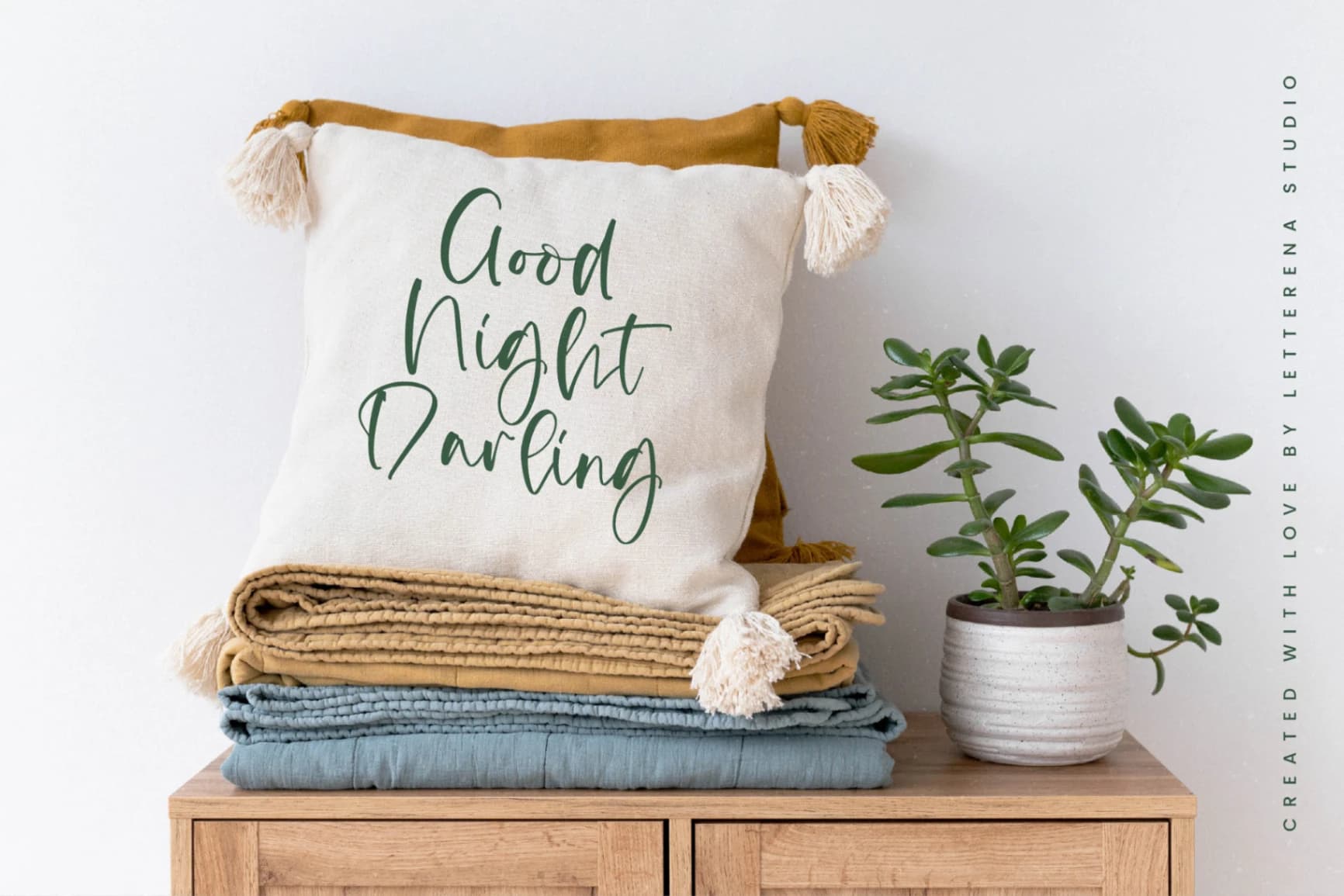 Preview 4 for Rolling Canyon - Handwritten Script Font