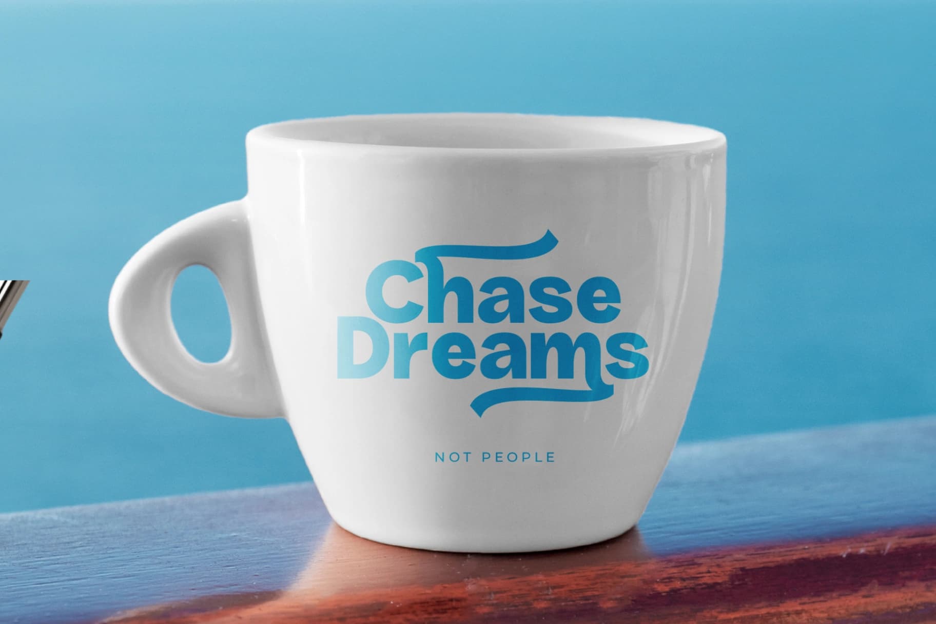 Preview 3 for Chase Dreams – Display Sans Serif Font