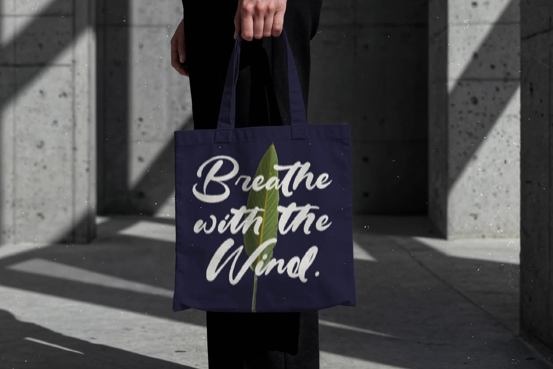 Preview 17 for Drink South - Bold Calligraphy Font
