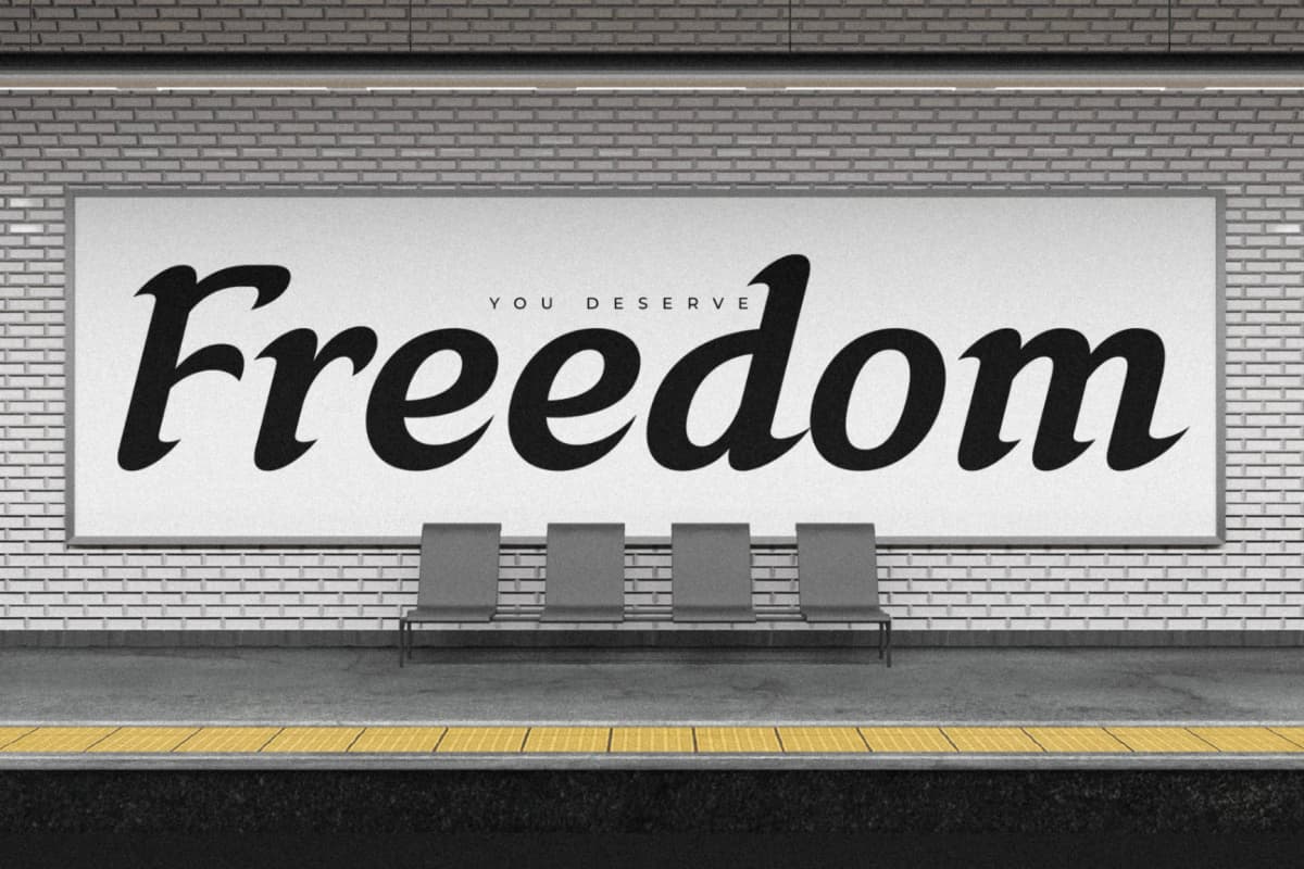 Akilvan - A Display Typeface Font font preview 2