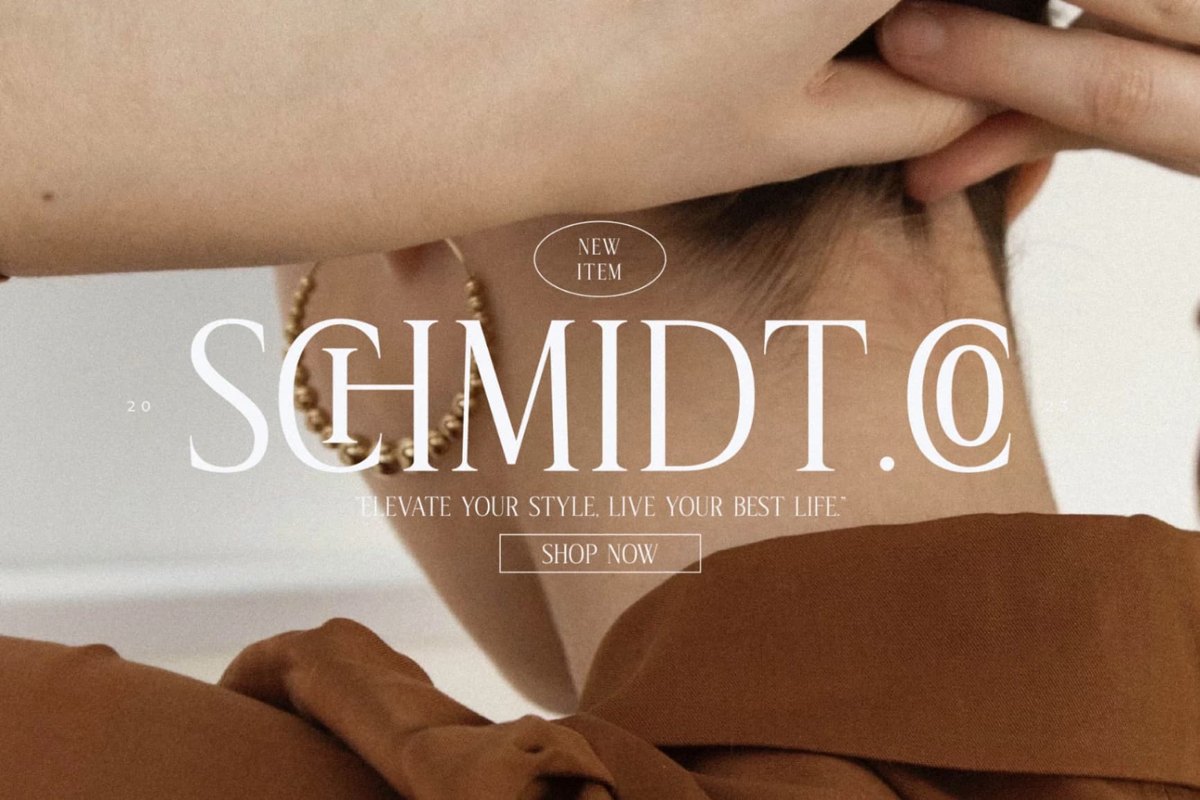 Preview 5 for Owerstinn - Modern Display Typeface