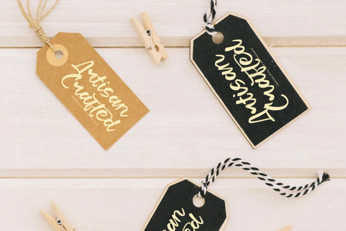 Lemon Talk - Modern Handbrush Font font preview 14