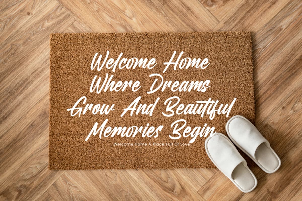 Delaghes - Bold Script Font font preview 13