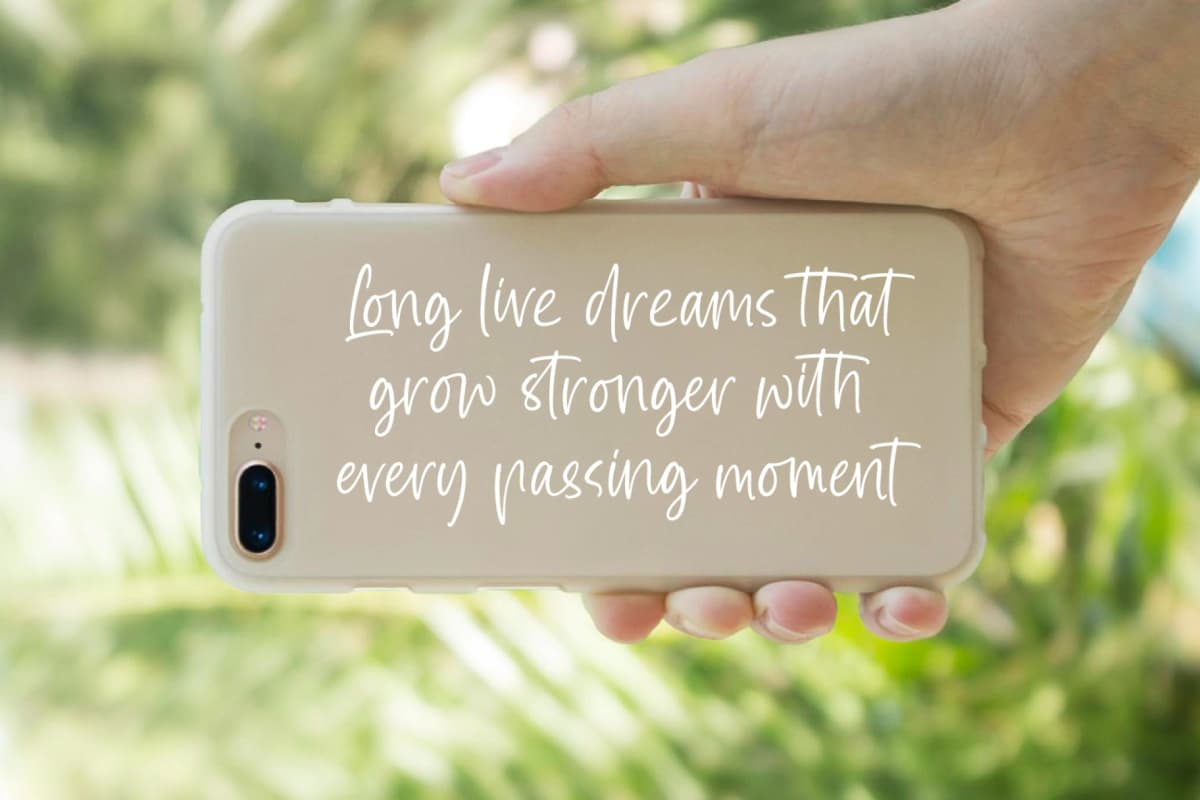 Pastelswirl - Casual Handwritten Script Font font preview 12